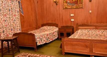 Kings Houseboats Room Type - Deluxe Triple Room With Lakeview Kings Houseboats Room Type - Deluxe Triple Room With Lakeview