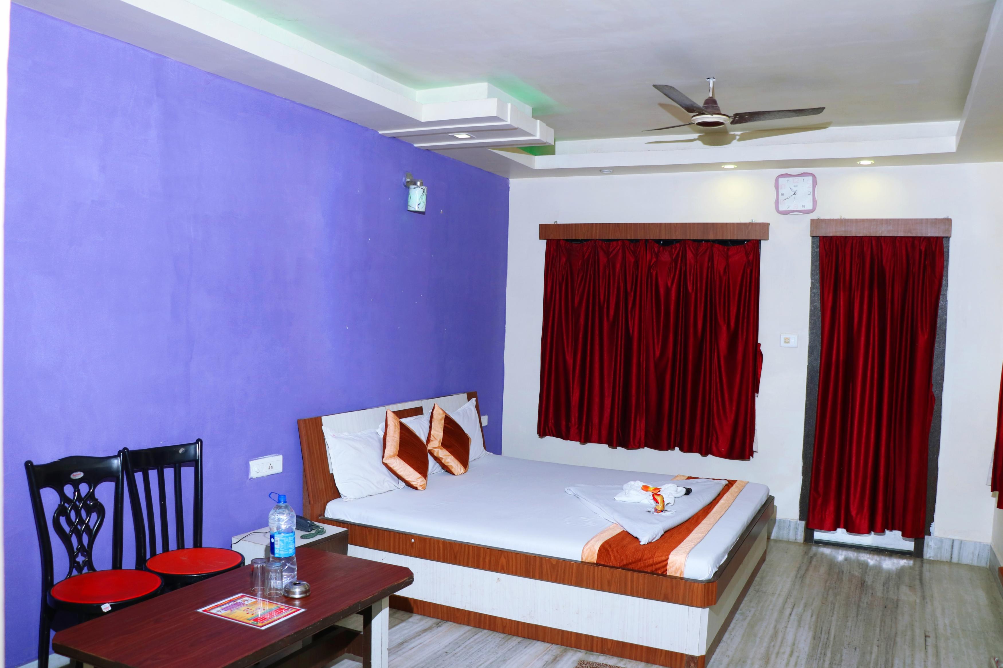 Hotel Mamoni Group Room Type - STANDARD NON AC