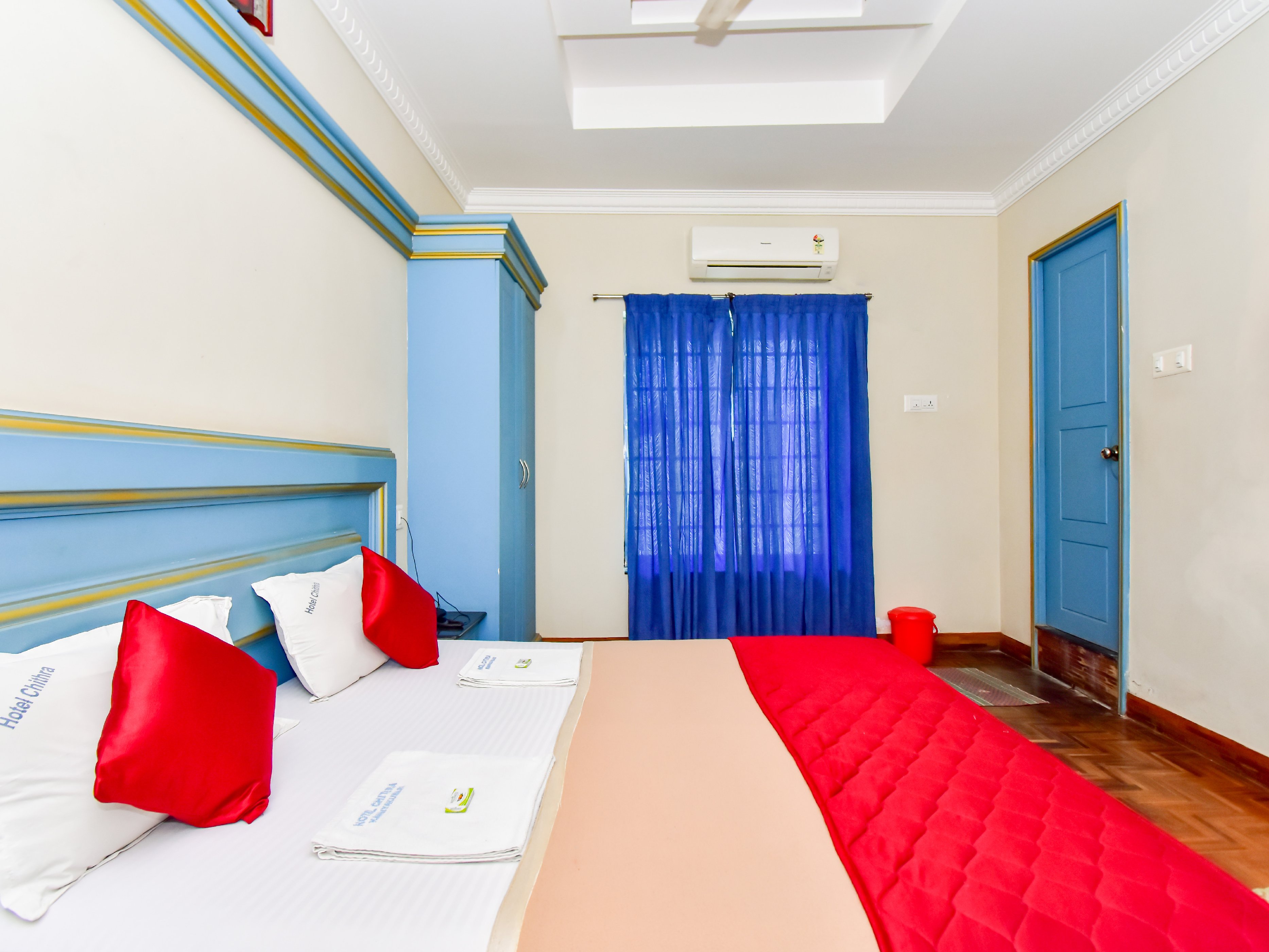 Chithra Hotel Room Type - Comfort Double bed AC