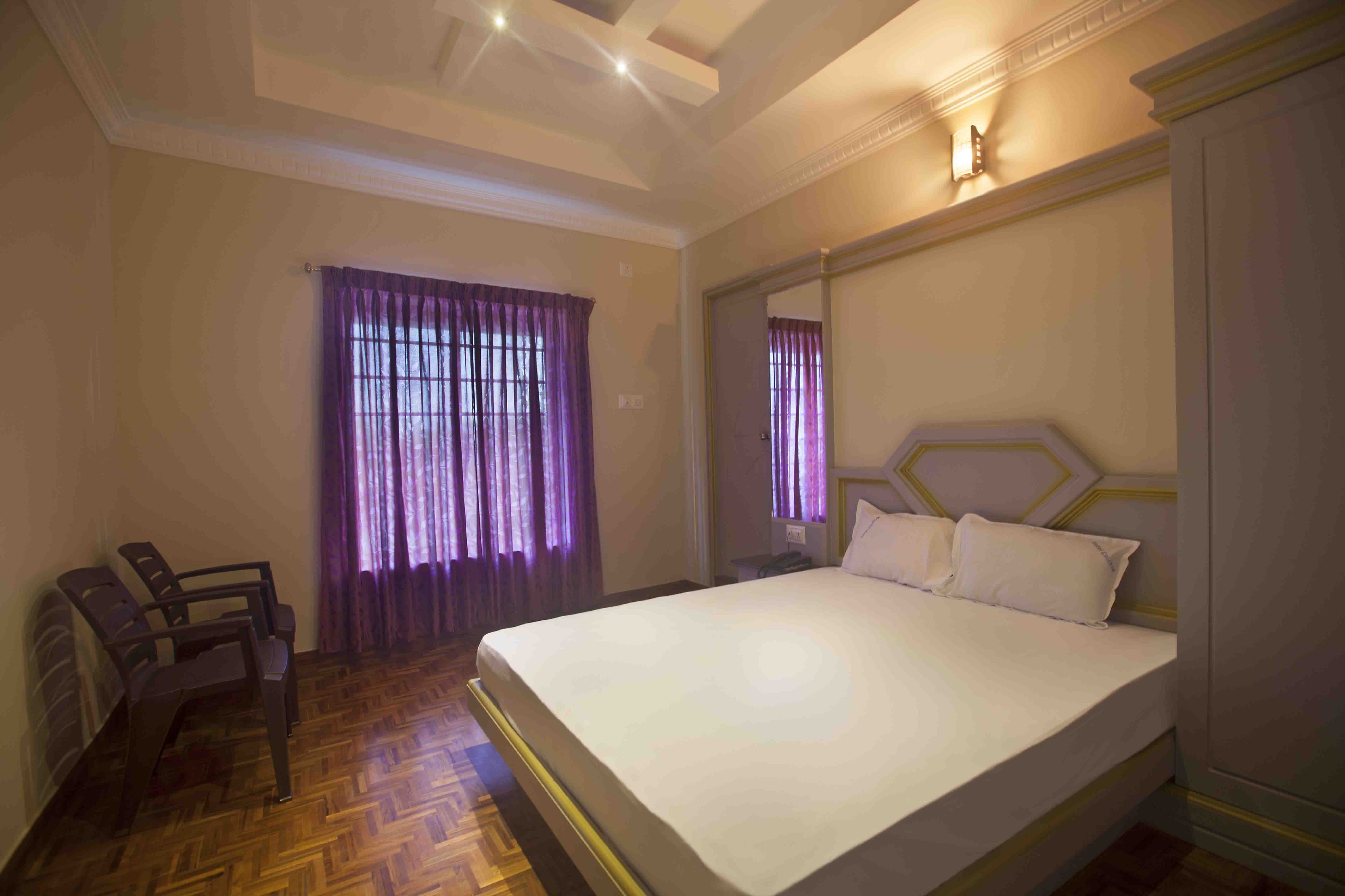 Chithra Hotel - Tap to explore photos