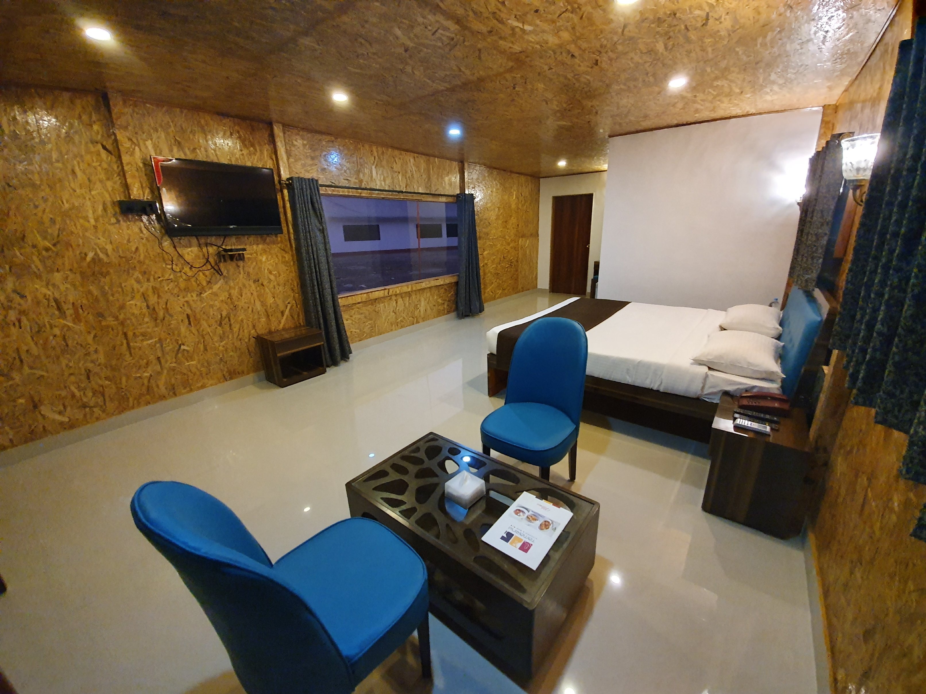 Whispering Woods Resort Room Type - Family Tent