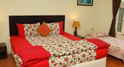 CopperHill Luxury Homestay I Rooms & Restaurant Room Type - Executive Room