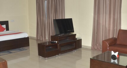 Hotel Clarks International Room Type - Premiere Suite Room