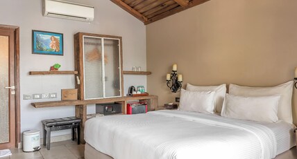 The Baga Beach Resort Room Type - The Ocean Premium Cottage with Jacuzzi (Non Sea View) The Baga Beach Resort Room Type - The Ocean Premium Cottage with Jacuzzi (Non Sea View)
