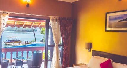 Paradise Lagoon Room Type - Water Front Room Paradise Lagoon Room Type - Water Front Room