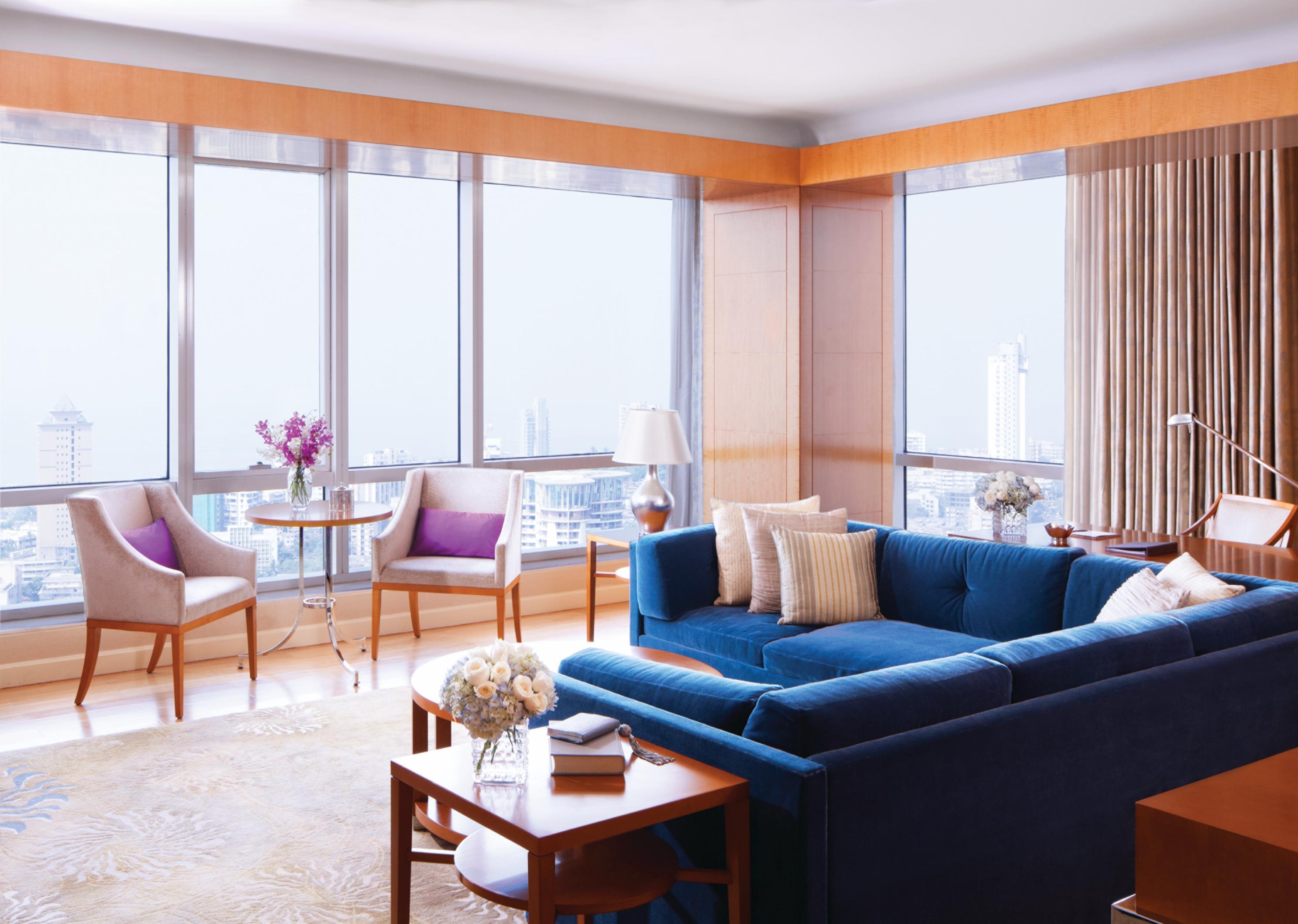 Four Seasons Hotel Mumbai Room Type - Deluxe Sea View Suite King Bed