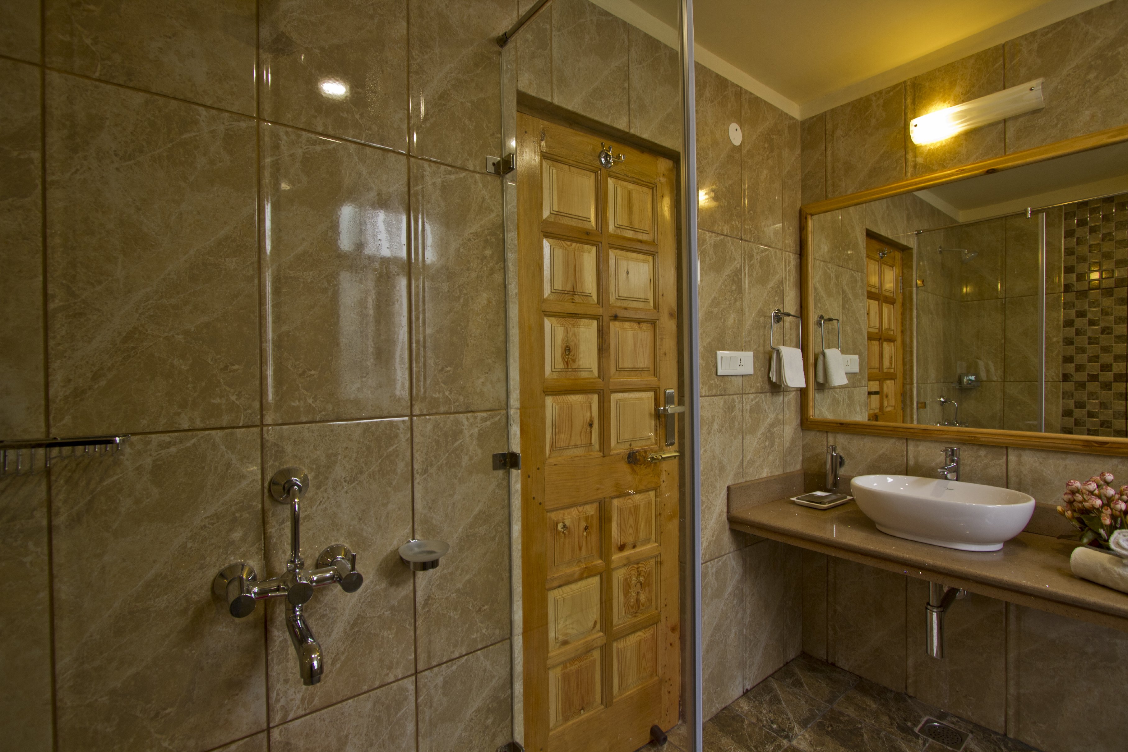 The Foghills : A Boutique Hotel & Cottages - Tap to explore photos
