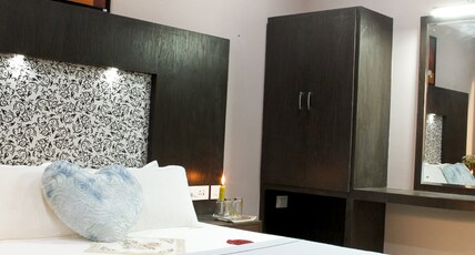 SkyArk Room Type - EXECUTIVE SUITE
