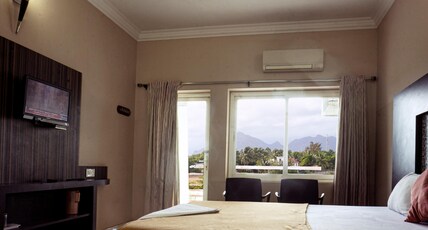 SkyArk Room Type - Lanai Double