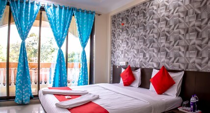 Hotel Om Palace Room Type - Deluxe AC Room