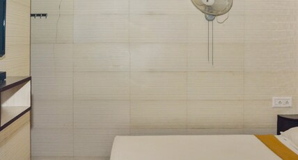 Just Guest House Room Type - Double Deluxe