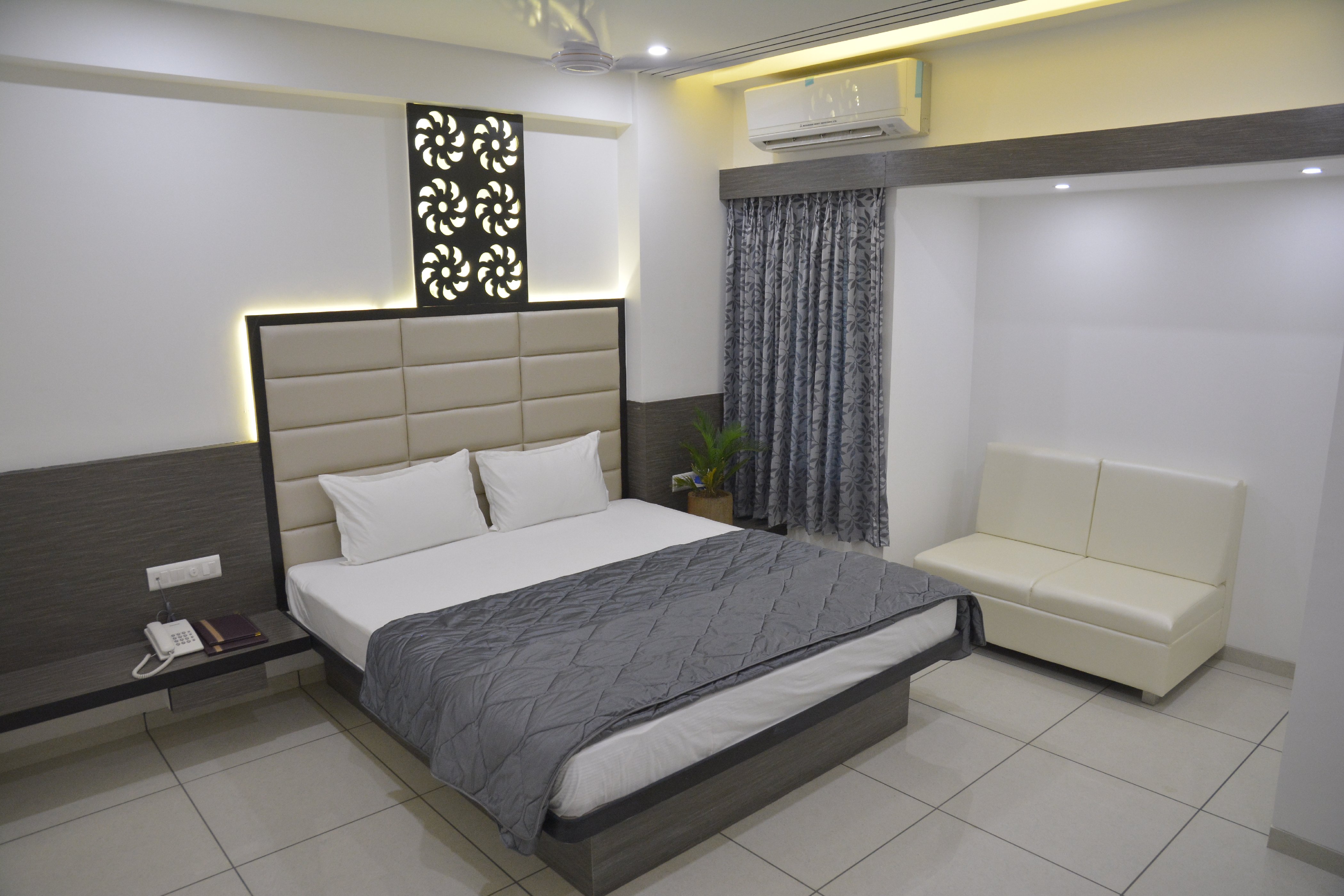 Apple Inn Room Type - Platinum Room