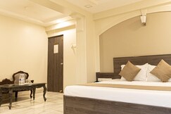 Hotel Pride