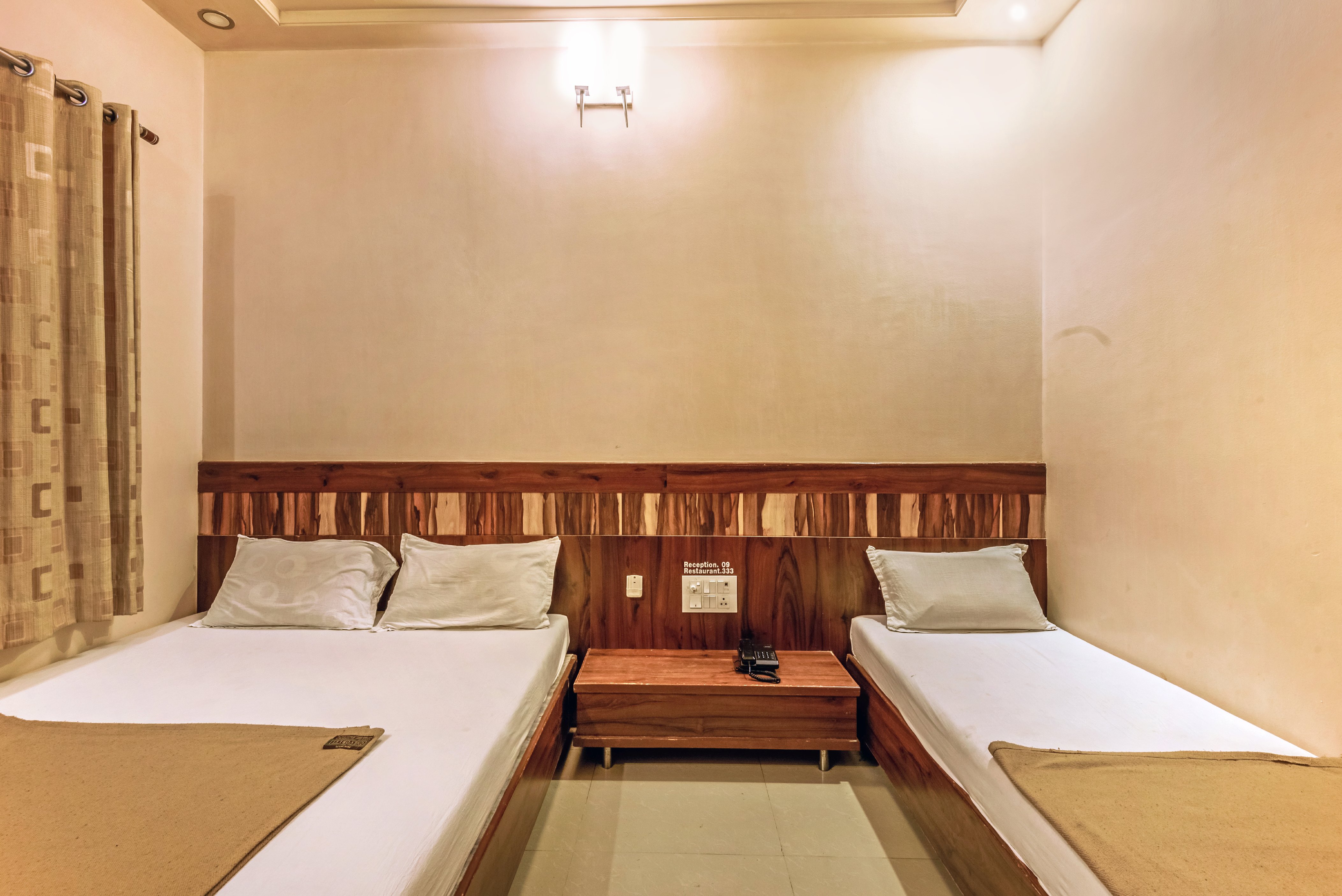 Hotel Sai Asara - Tap to explore photos