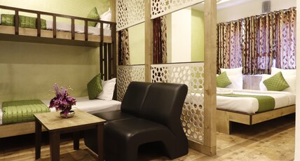 Shiv Villas Hotel Room Type - 4 Bedded Family AC Room With Free Pick Up Drop From Bus Stand Railway Station
