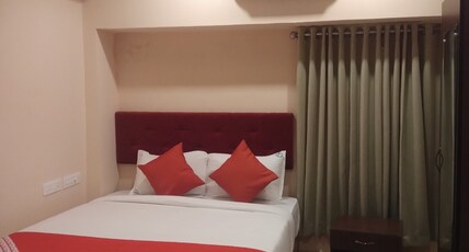 Green Plaza | Tourist Home Room Type - Queen Room AC