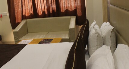 HOTEL KALPANA PALACE Room Type - Premium room