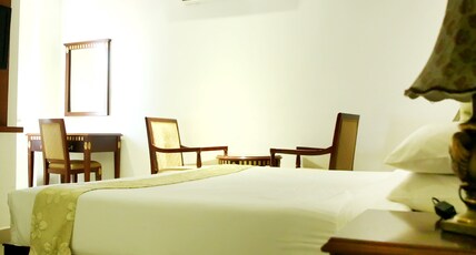 Maps Residency , Shoranur Room Type - Suite Room