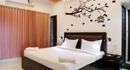 Crystal Lake Suites Apartment | Rooms & Caretaker Room Type - ONE BED ROOM SUITE