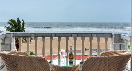 Larios Beach Holidays ( By the Beach ) Room Type - Premium Jacuzzi Sea View Room