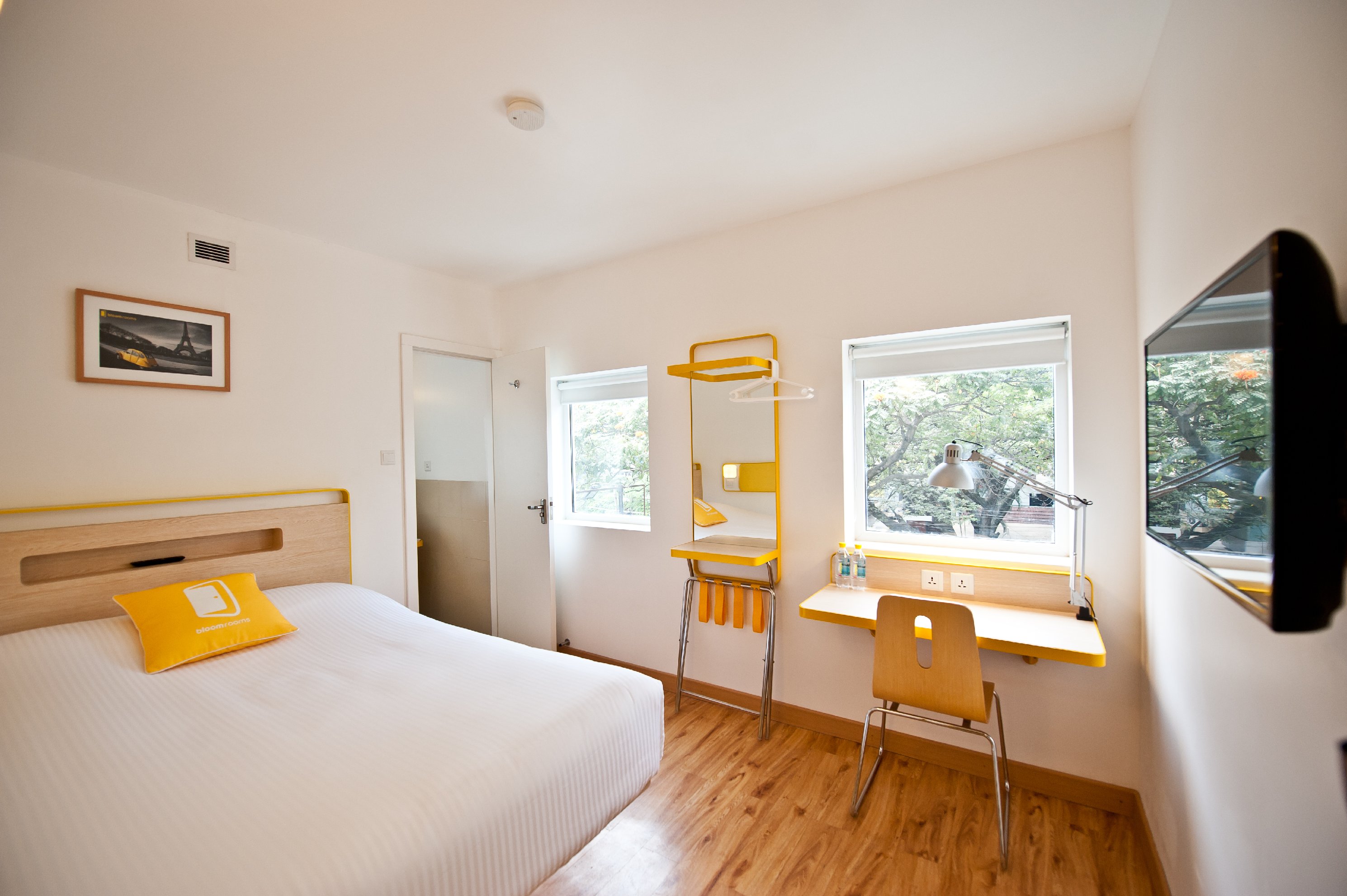 Bloomrooms @ Indiranagar Room Type - Value Queen