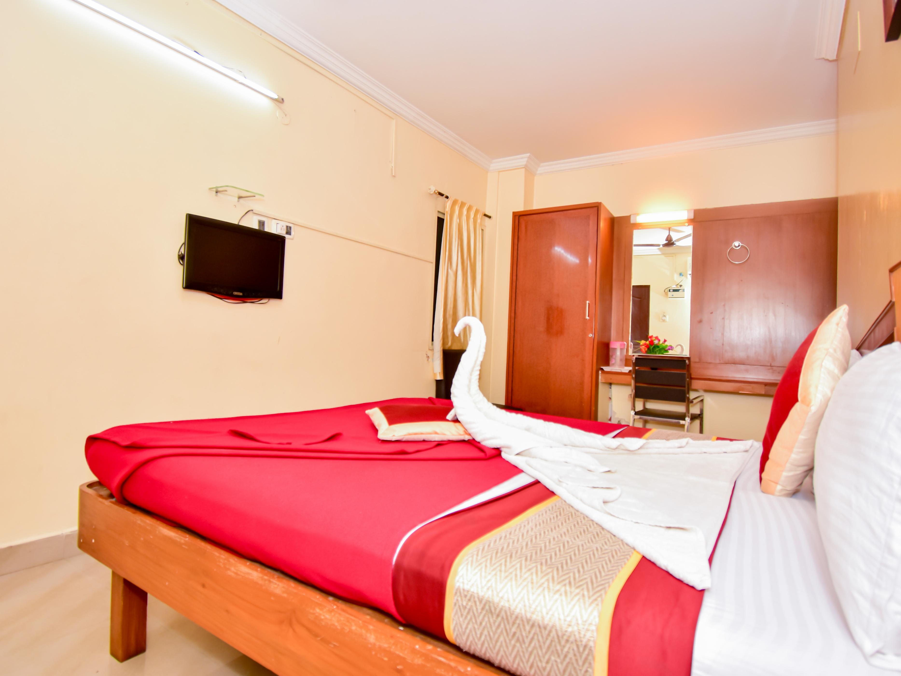 CENTRAL RESIDENCY - Tap to explore photos