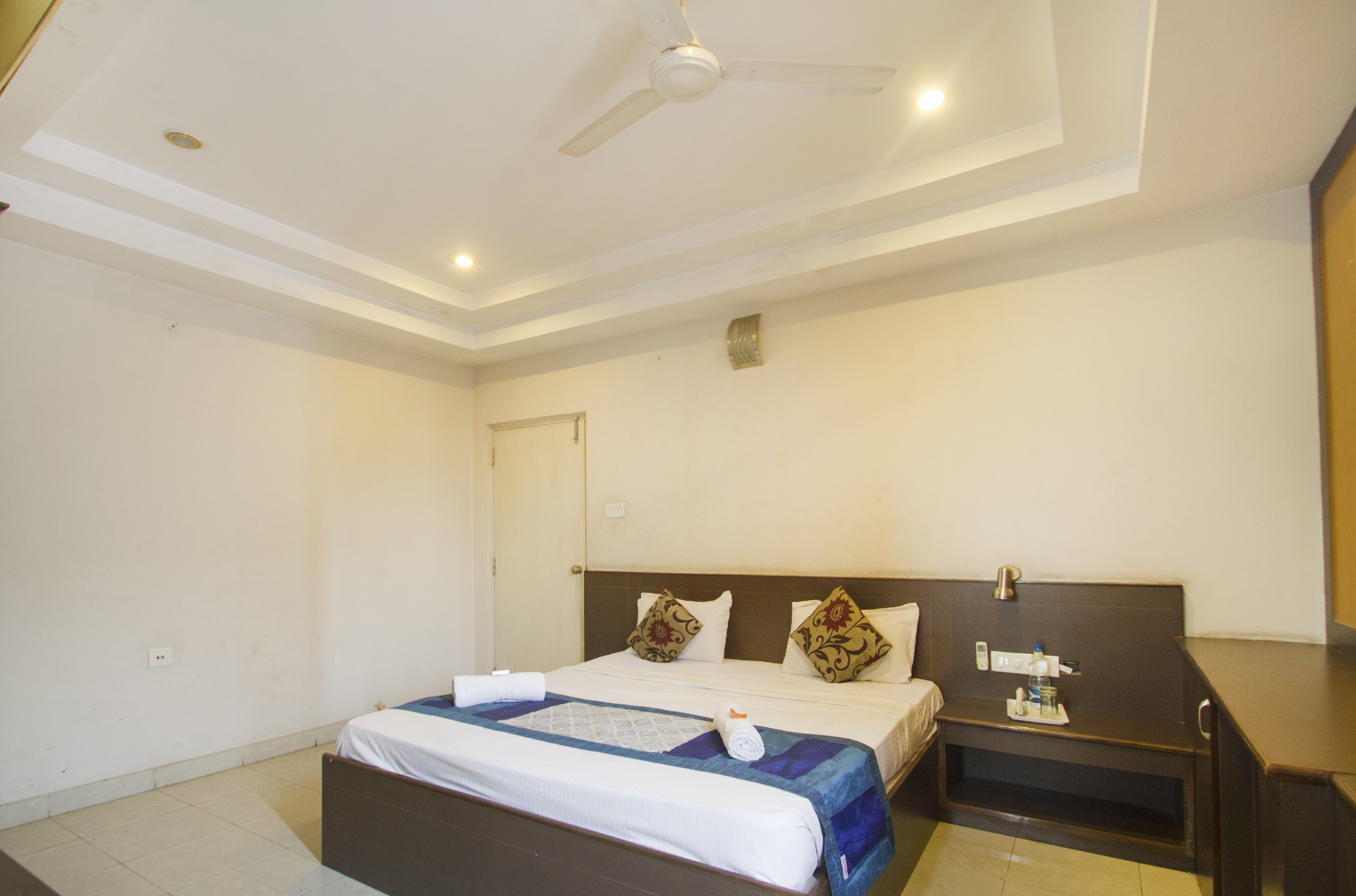 Hotel Sitara Grand - Tap to explore photos