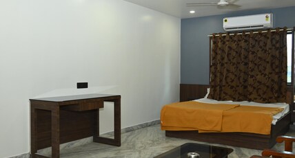 Hotel Vishwanath Room Type - Super Deluxe