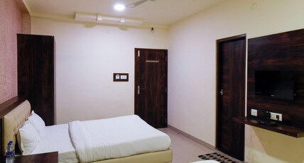 Hotel Mittal Avenue Room Type - Family Room - Avenue Hotel Mittal Avenue Room Type - Family Room - Avenue
