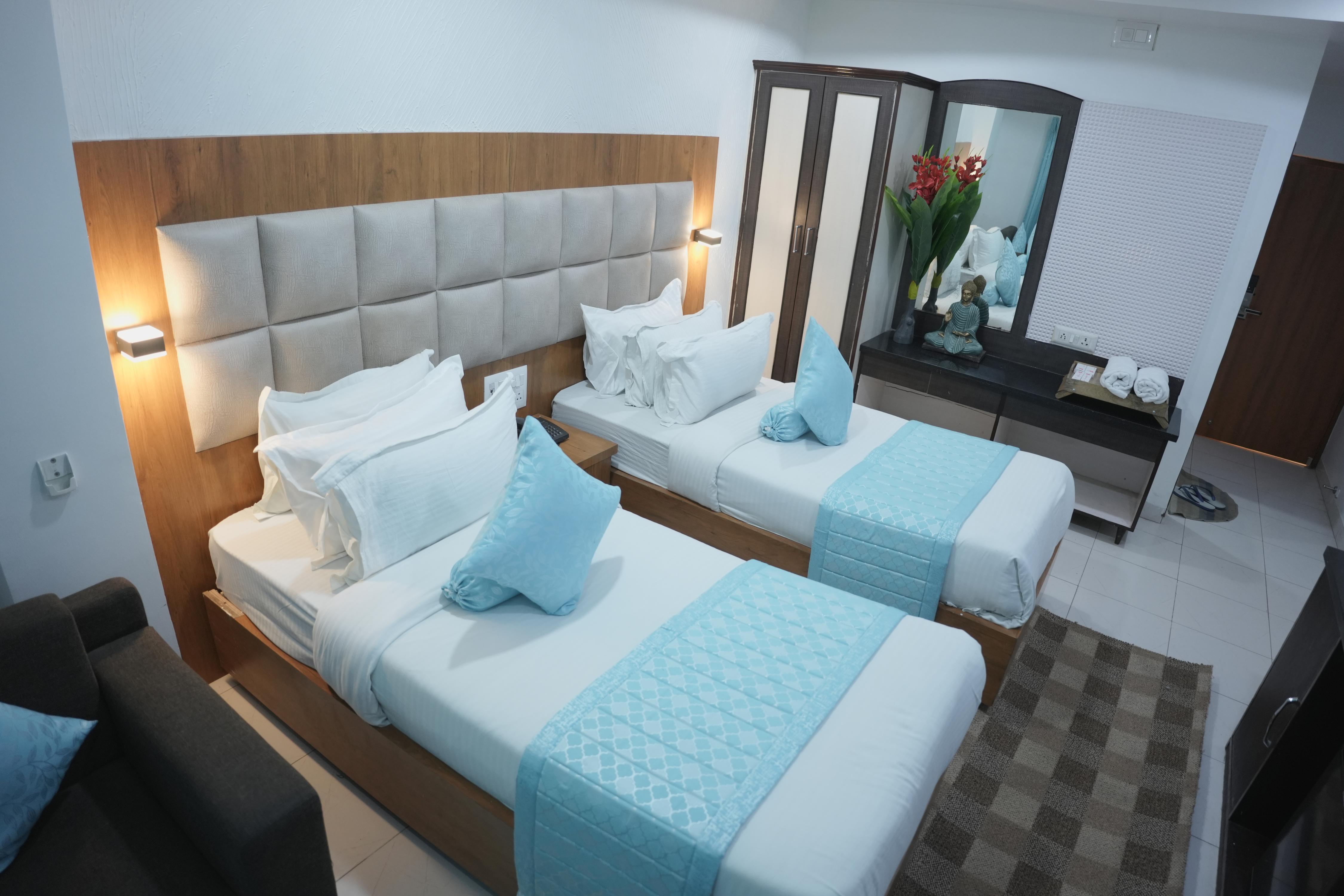 Ashoka Residency Hotel Room Type - Executive Twin Bed Room