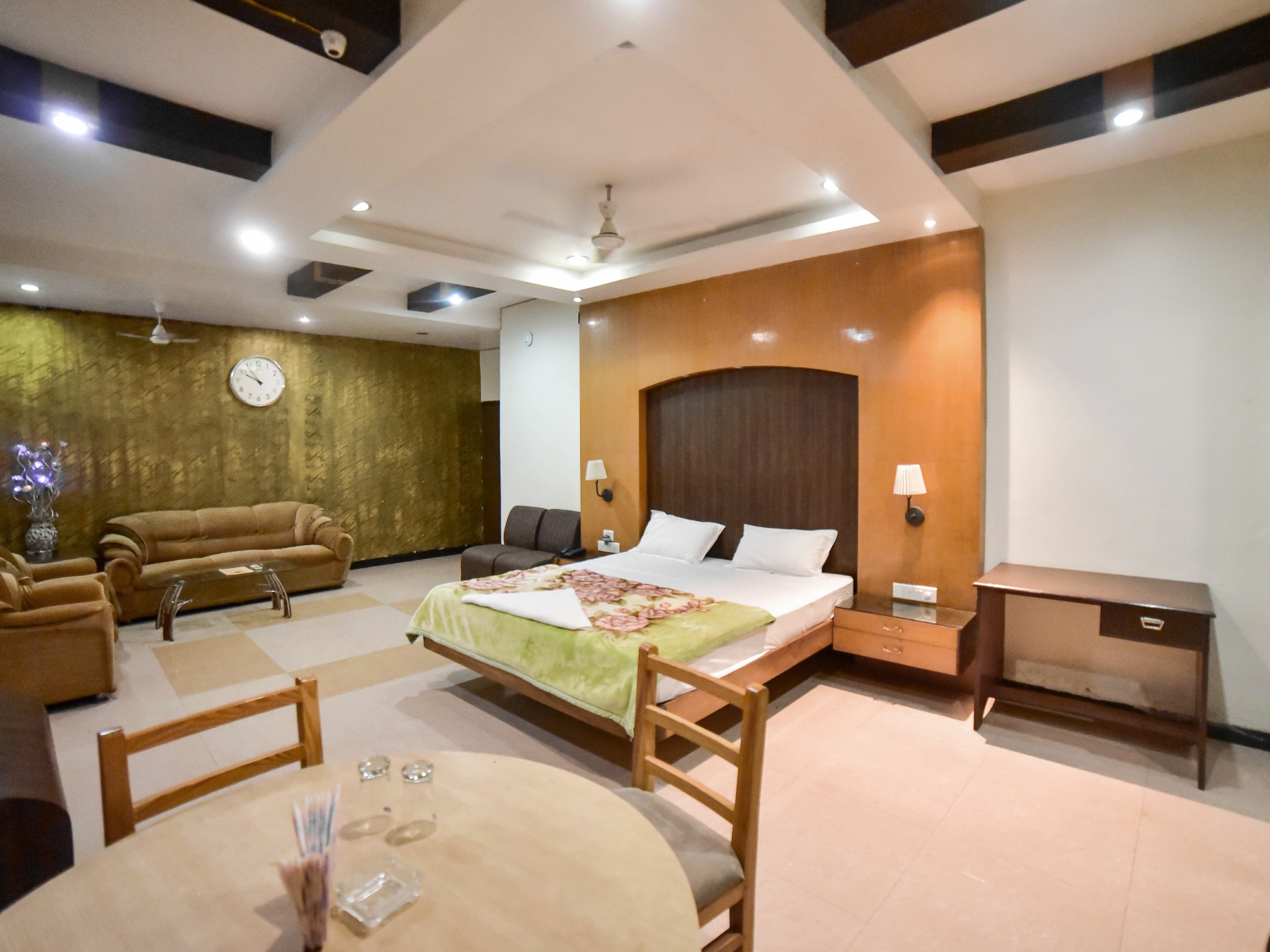 Hotel Naveen Residency Room Type - Suite