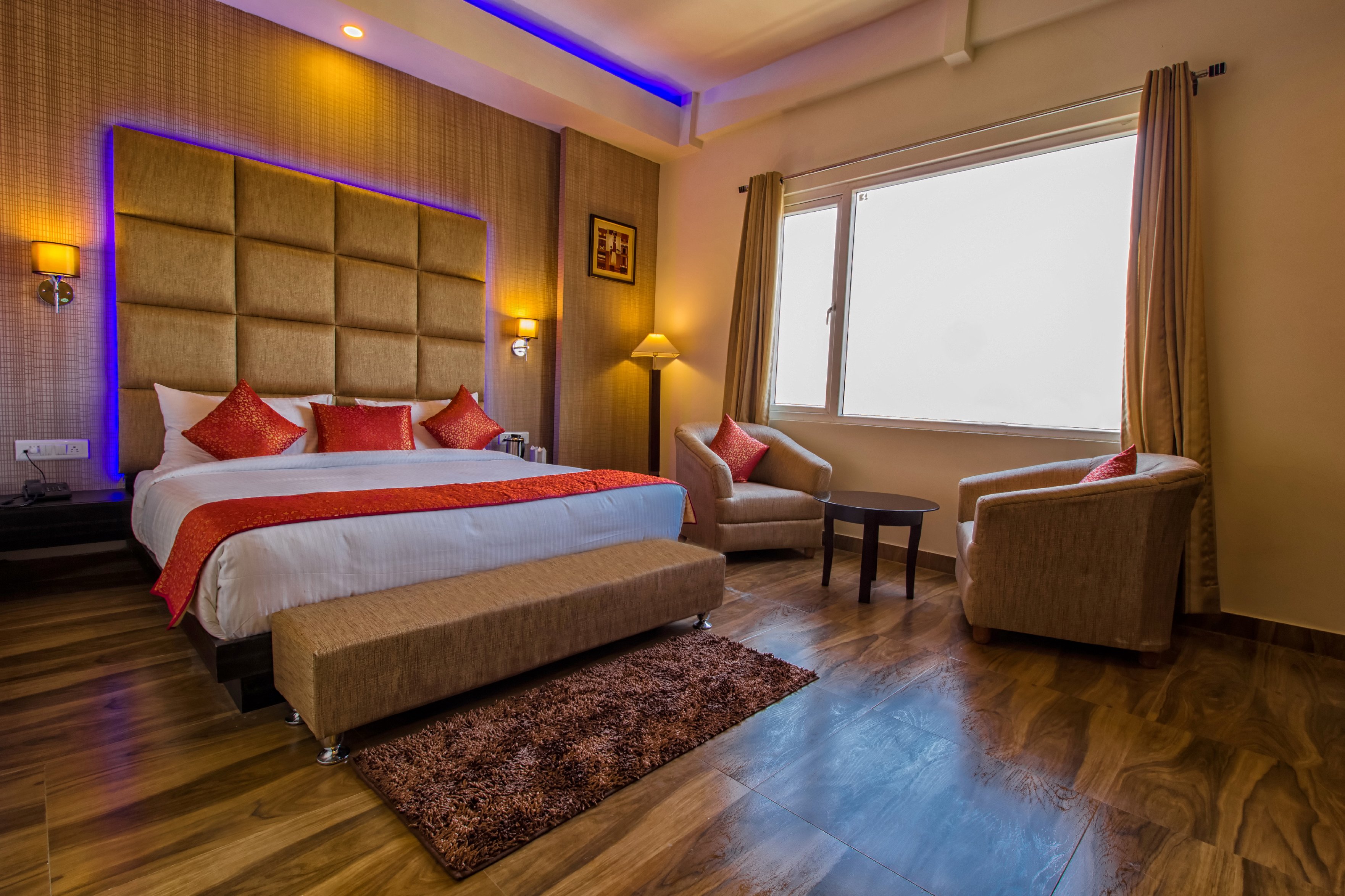 Hotel Sandstone @ 2 Min Drive to ISBT - Tap to explore photos