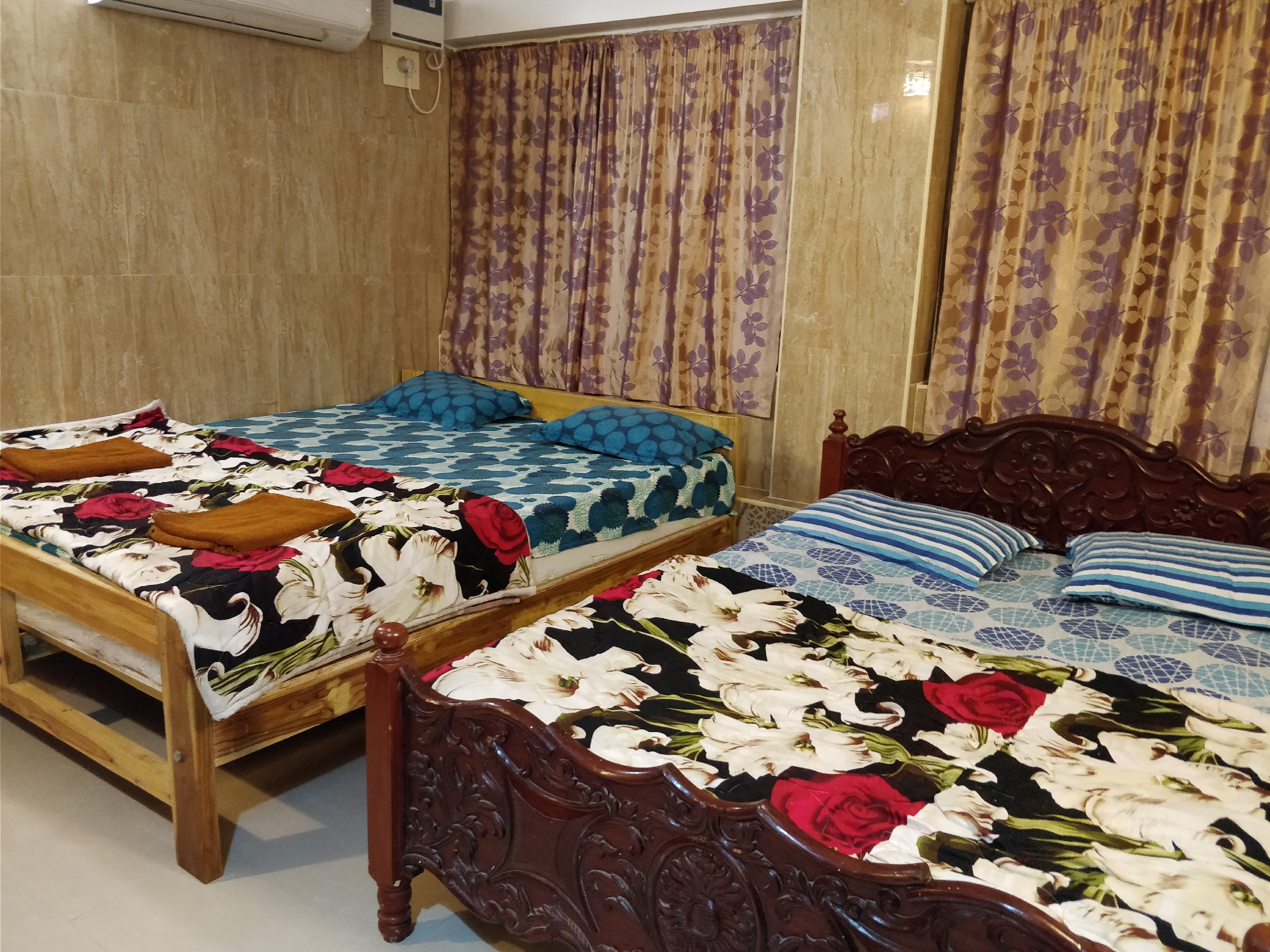 Rajalakshmi Guest House Room Type - Family Deluxe A/C room Rajalakshmi Guest House Room Type - Family Deluxe A/C room