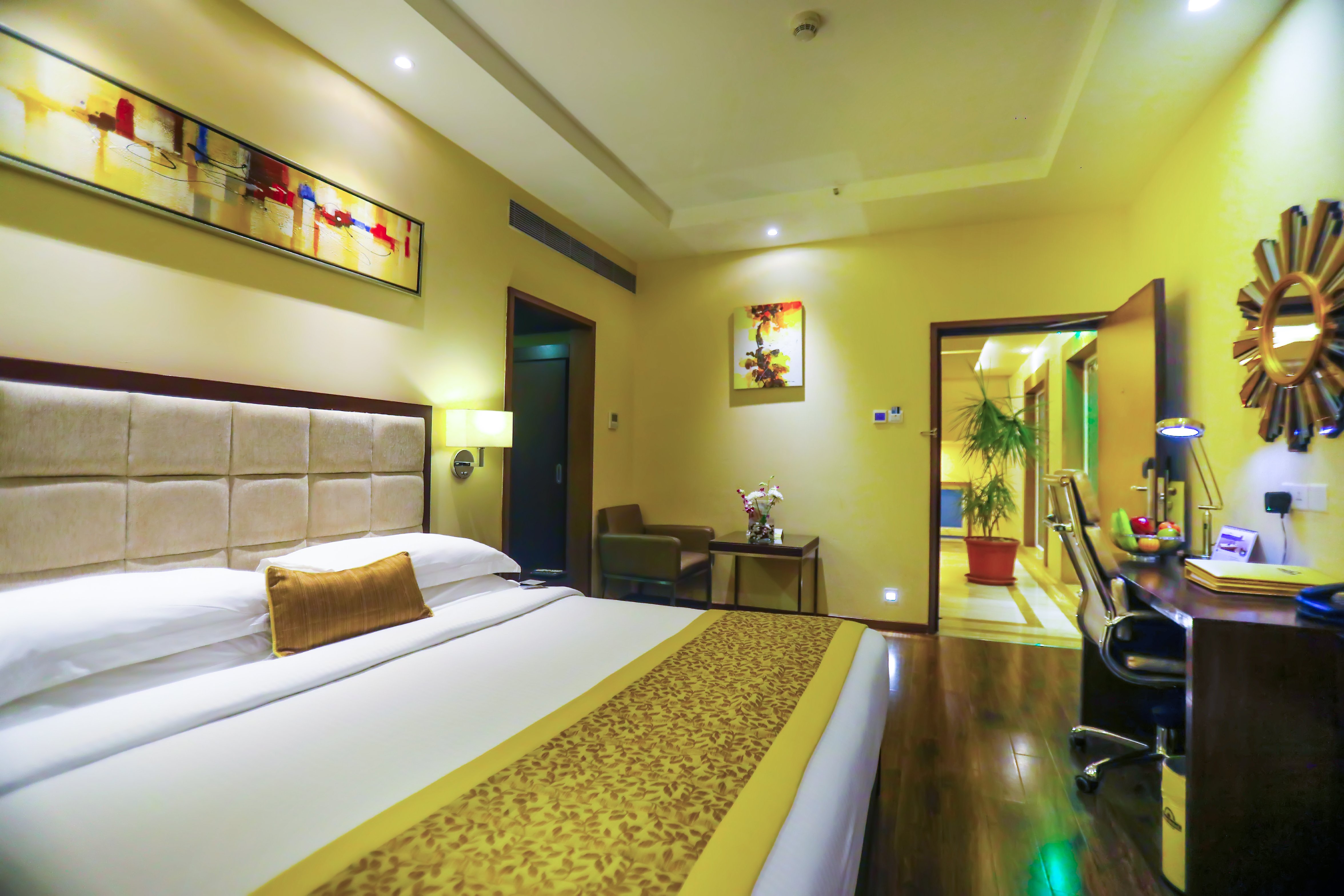 Days Hotel by Wyndham Chennai OMR - Tap to explore photos