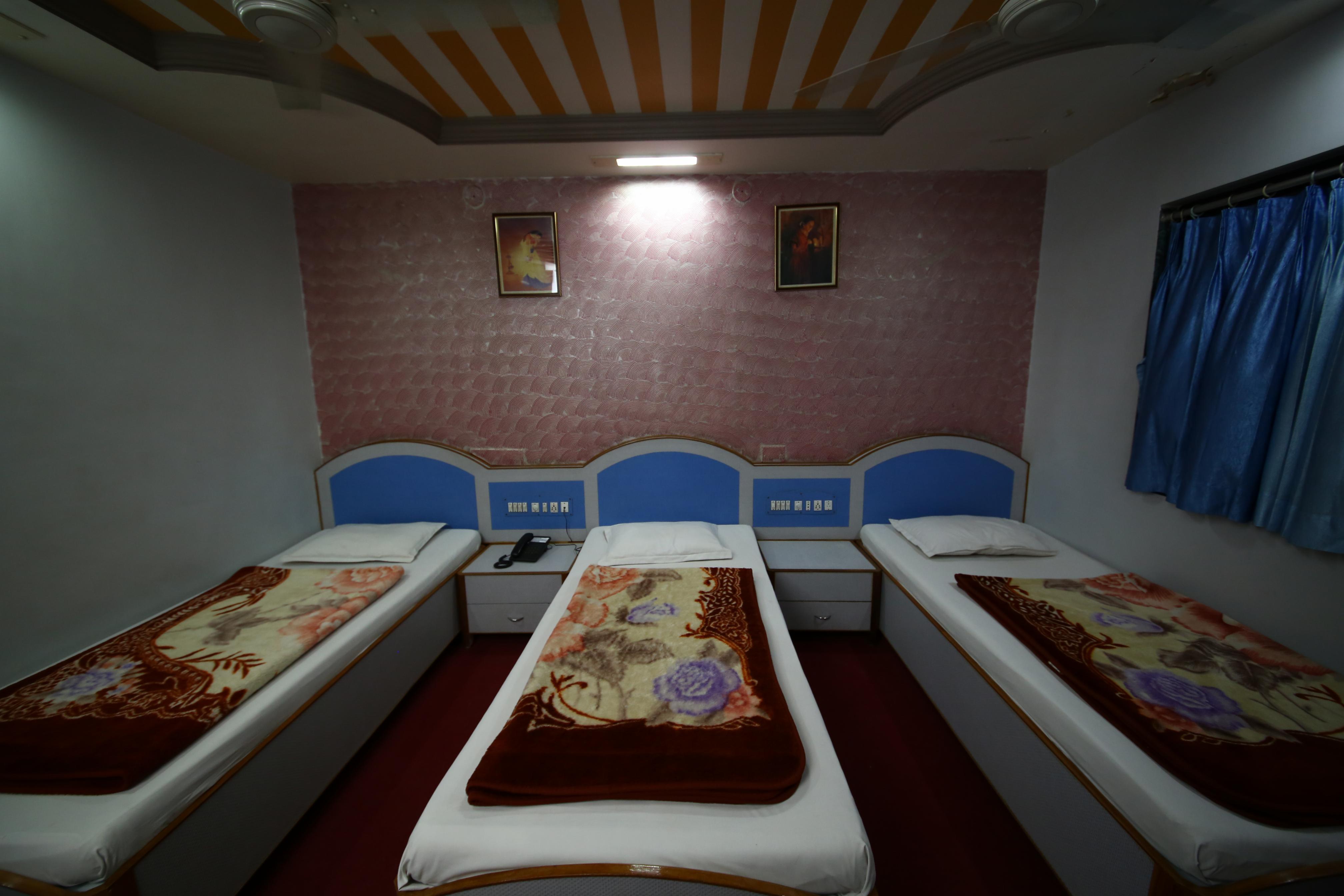 Hotel Darshan Room Type - Three Bed A.C. Room