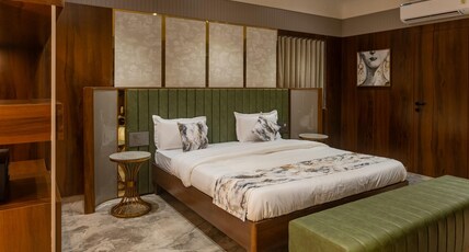 Hotel Darshan Room Type - Royal Suite Room