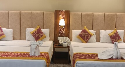 Hotel Jeevan Sandhya Room Type - Executive Family Room ( Partial Sea View) Hotel Jeevan Sandhya Room Type - Executive Family Room ( Partial Sea View)
