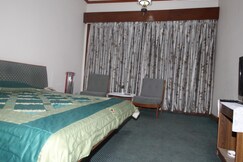 Rooms of Hotel Pinewood, Barog (HPI-DC)