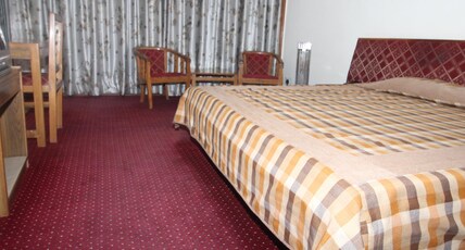 Hotel Pinewood, Barog (HPI-DC) Room Type - DBR Deluxe