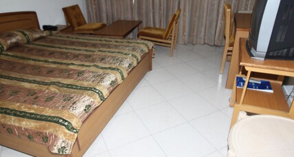Hotel Lake View, BilasPur (HPTDC) Room Type - DBR Regular Non A/C