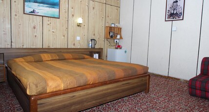 Hotel Holiday Home, Shimla (HPTDC ) Room Type - Double Bed Room Luxury