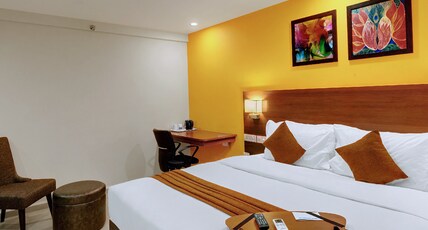 BEST WESTERN ALKAPURI Room Type - 1 KING BED,NSMK,FLATSC,SAFE,WIFI,HAIR,COFTE