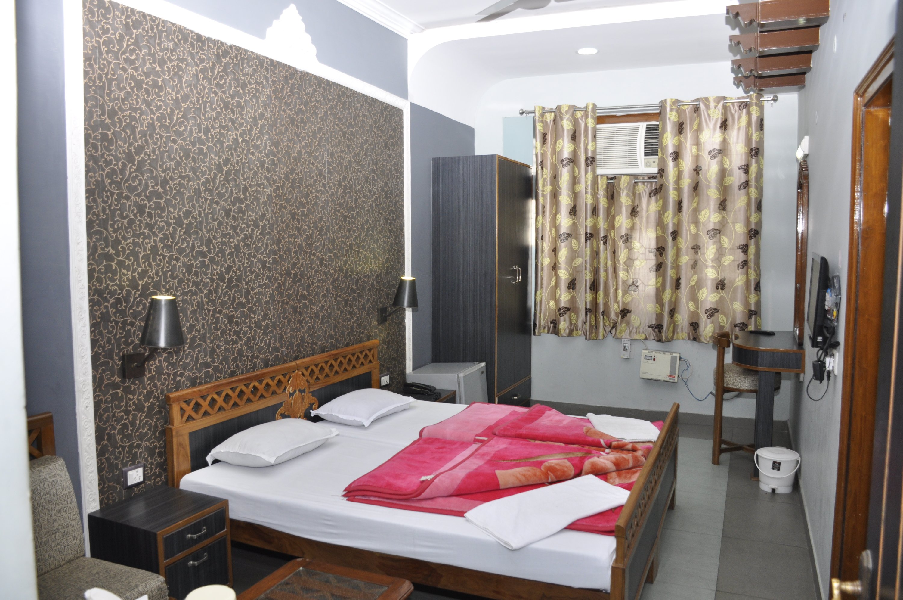 Hotel Pratiksha Room Type - AC Deluxe Room