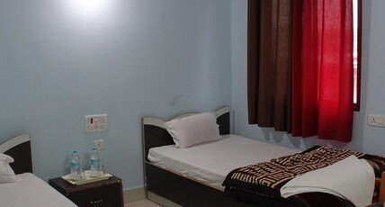 Happy International Guest House Room Type - Standard AC Room