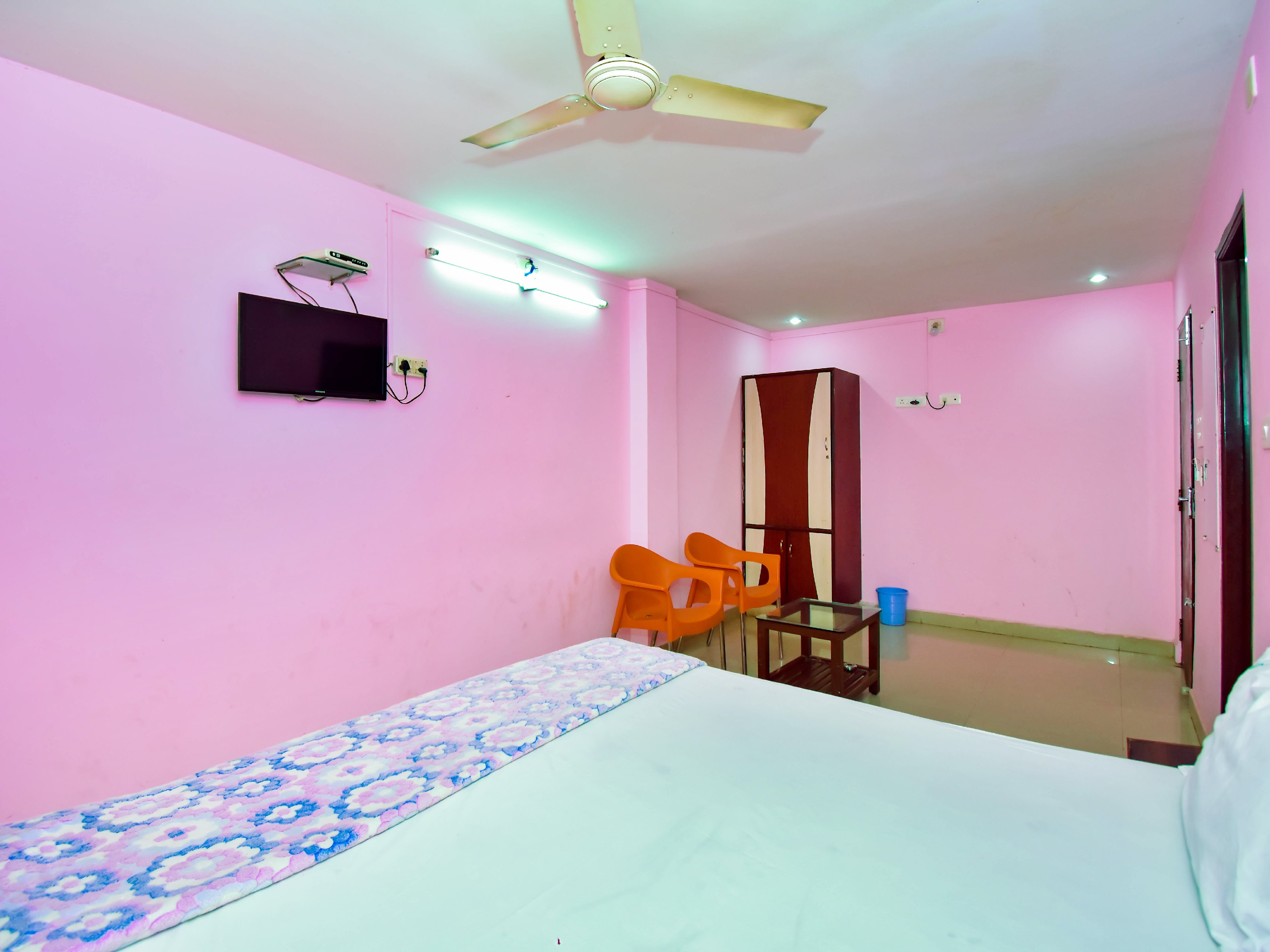 SAI JK RESIDENCY Room Type - Ac Room
