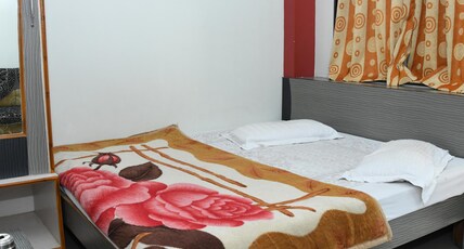 Hotel Durga Near Abu Road Railway Station | Mount Abu Room Type - Standard AC Room Hotel Durga Near Abu Road Railway Station | Mount Abu Room Type - Standard AC Room