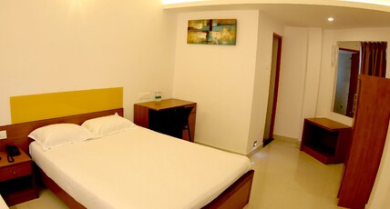 ROOP MAHAL Room Type - Triple Bed Non Ac Room