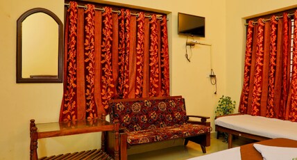 ALLSEASON GUEST HOUSE Room Type - Room Ac