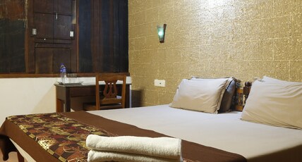 Cherai Beach Palace Room Type - Wooden Room AC