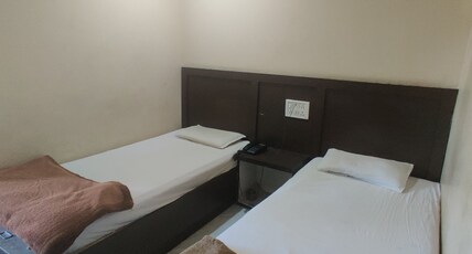 Hotel Akshat Room Type - Non A/C Super Deluxe